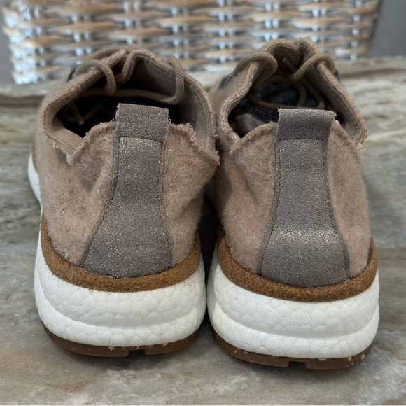 Women’s OTBT Courier Wool Alpaca Sneakers Casual Athletic Tan Beige- Size 6.5 - Picture 7 of 12